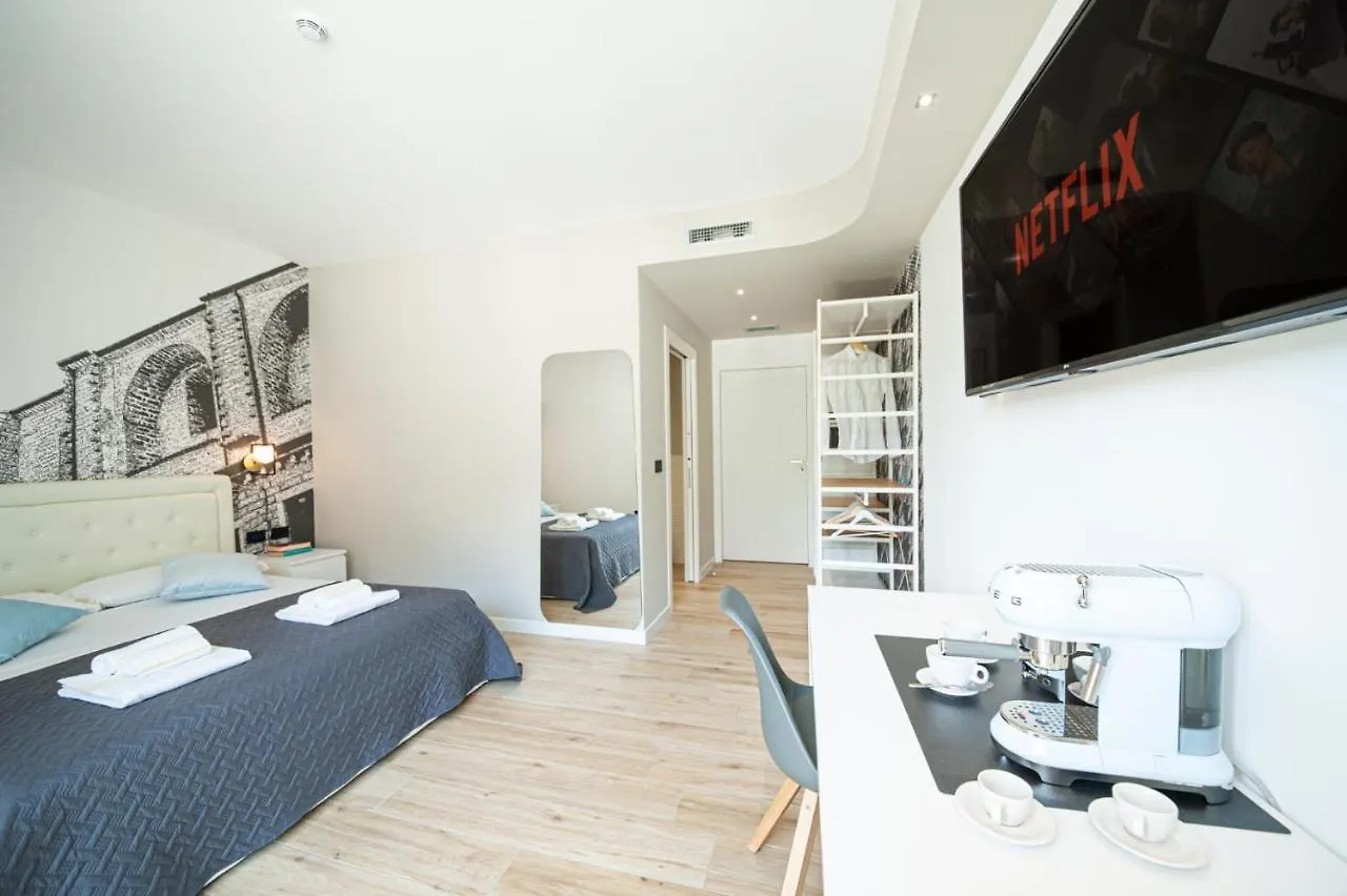ELEONORE ELEGANT APARTMENT Suite Castelsardo Cagliari 0*,  Italien