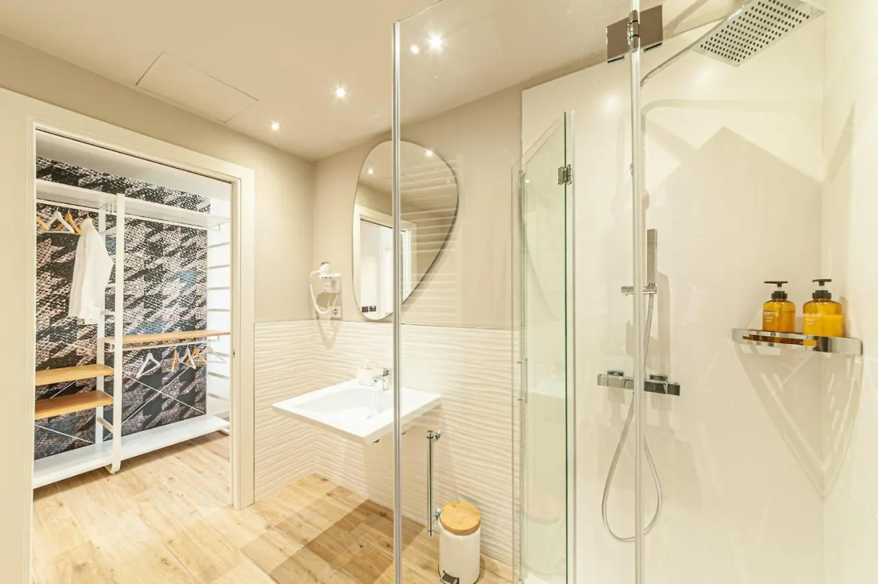 Gasthof ELEONORE ELEGANT APARTMENT Suite Castelsardo Cagliari Italien