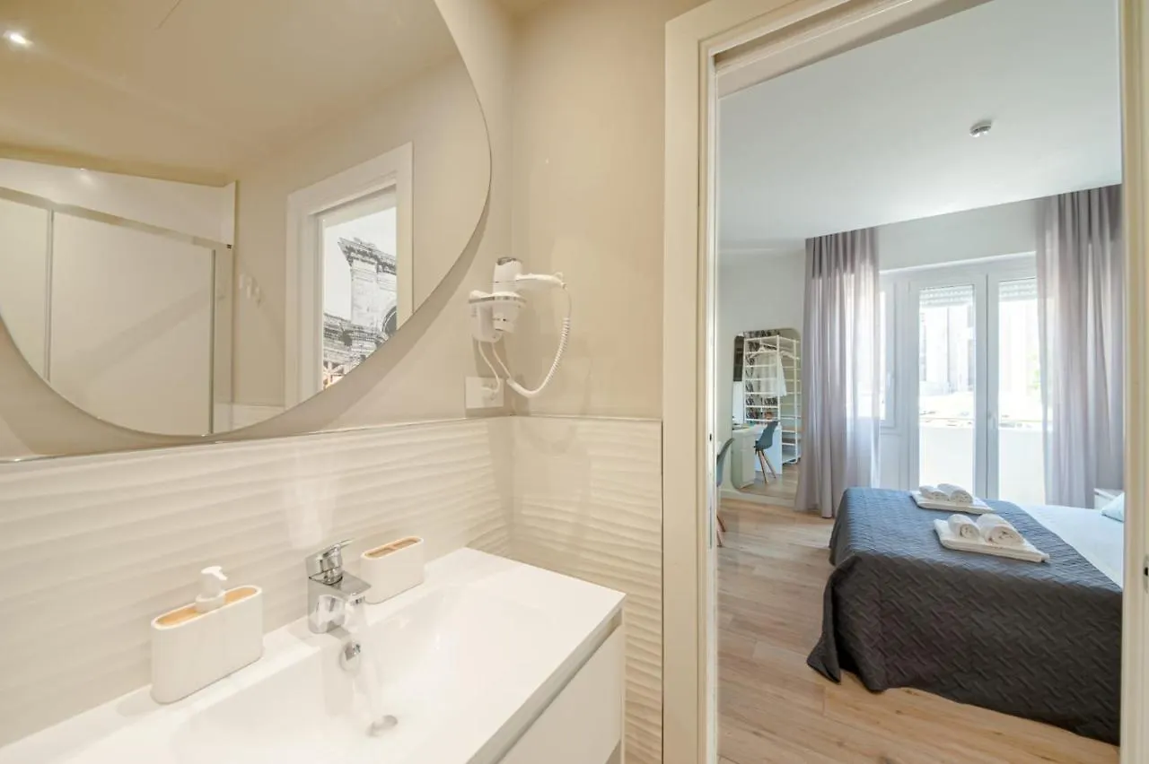 ELEONORE ELEGANT APARTMENT Suite Castelsardo Cagliari Gasthof