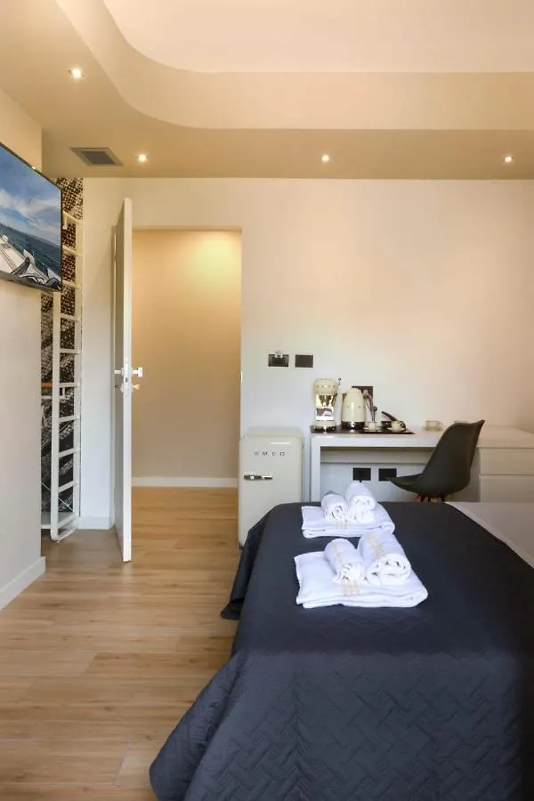 ELEONORE ELEGANT APARTMENT Suite Castelsardo Cagliari Gasthof